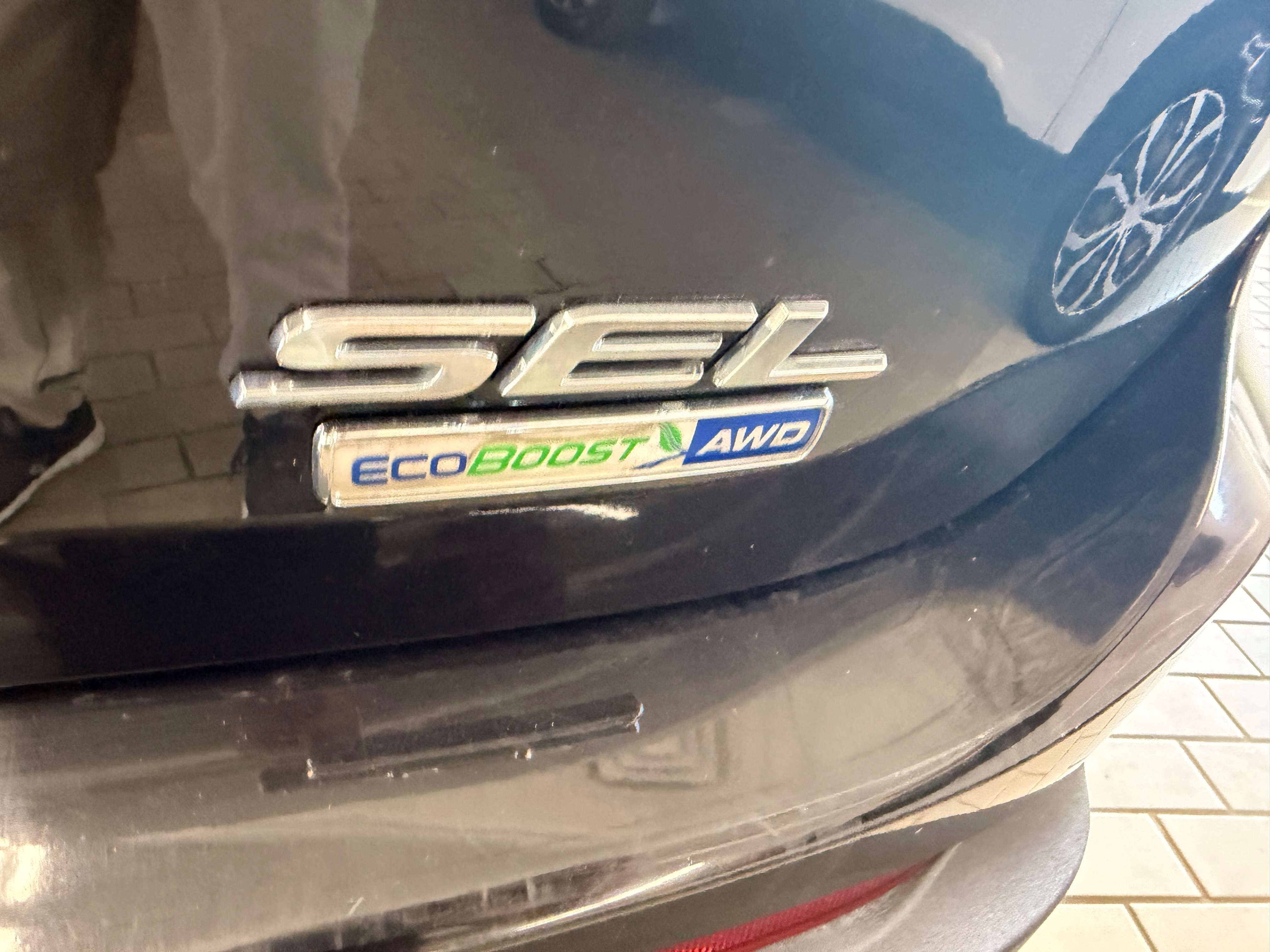 2017 Ford Edge SEL - Image 13
