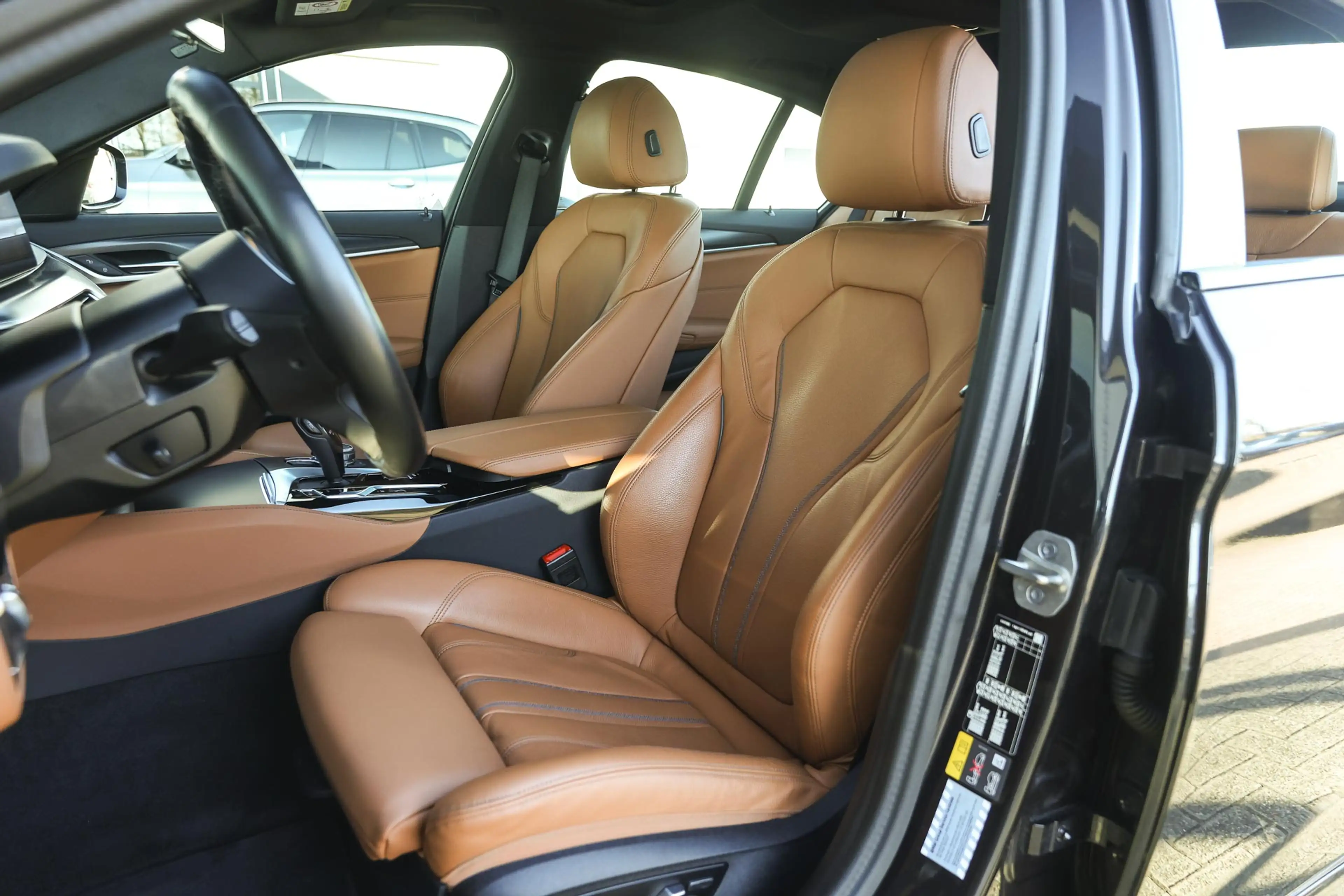 BMW 545 5 Serie 545e xDrive M Sport Automaat / Sportstoele — photo 14