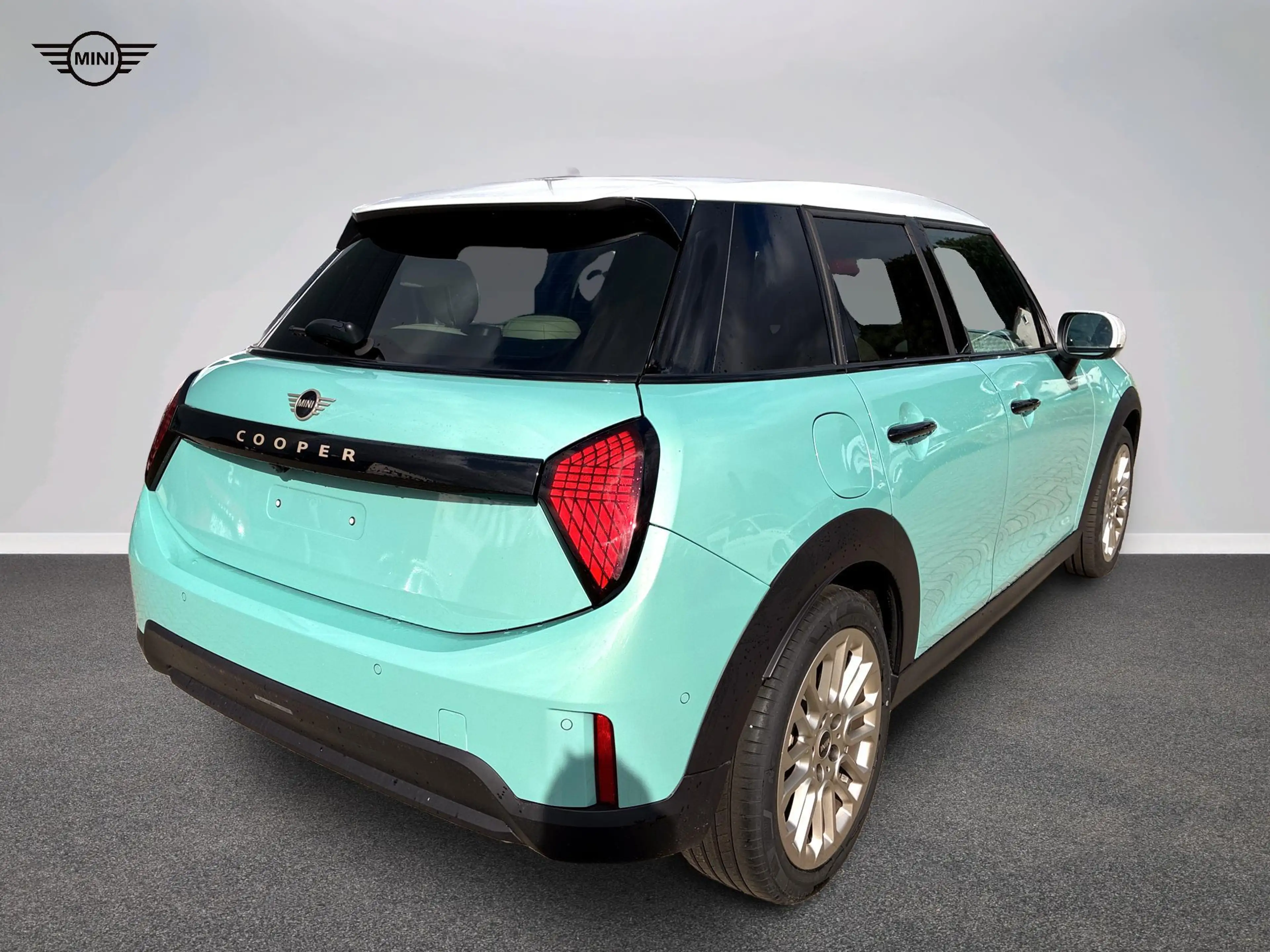 MINI Cooper C Favoured Trim — photo 7