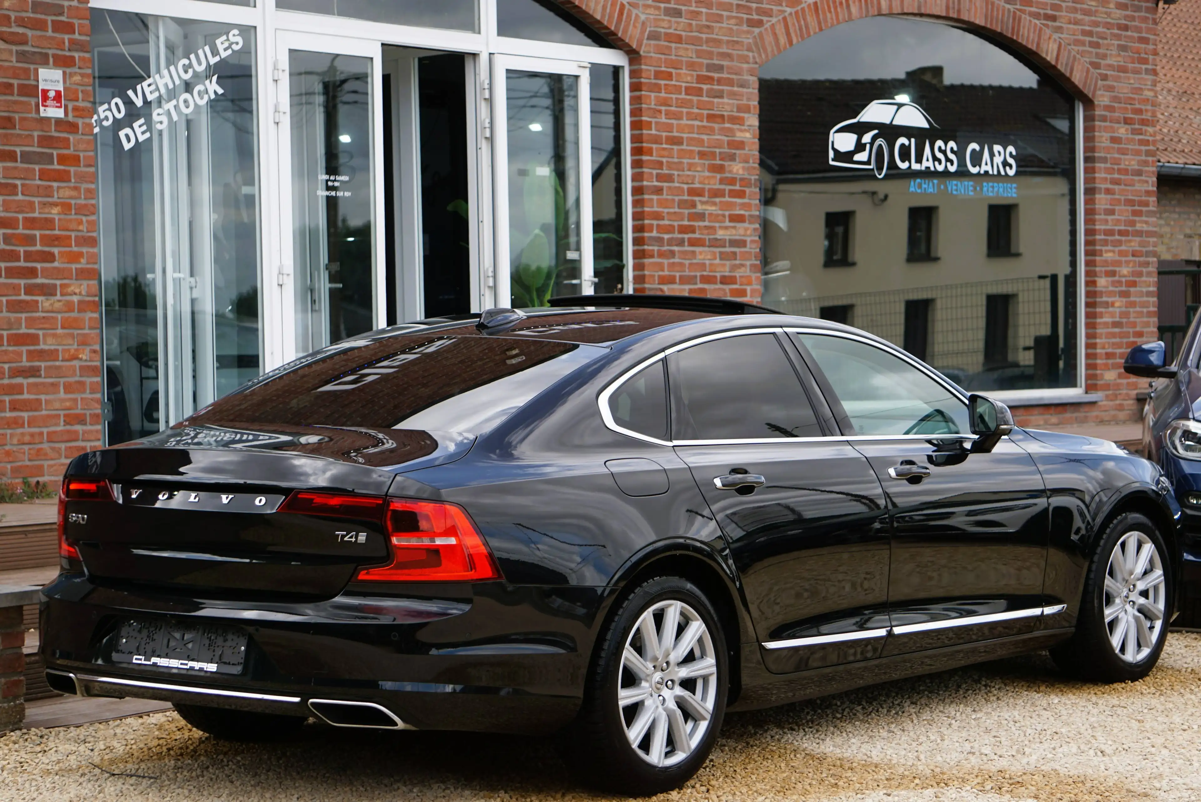 Volvo S90 2.0 T4 Inscription AUTO / COCKPIT / LED / NAVI / CARNET / TOIT OUVRANT — photo 6