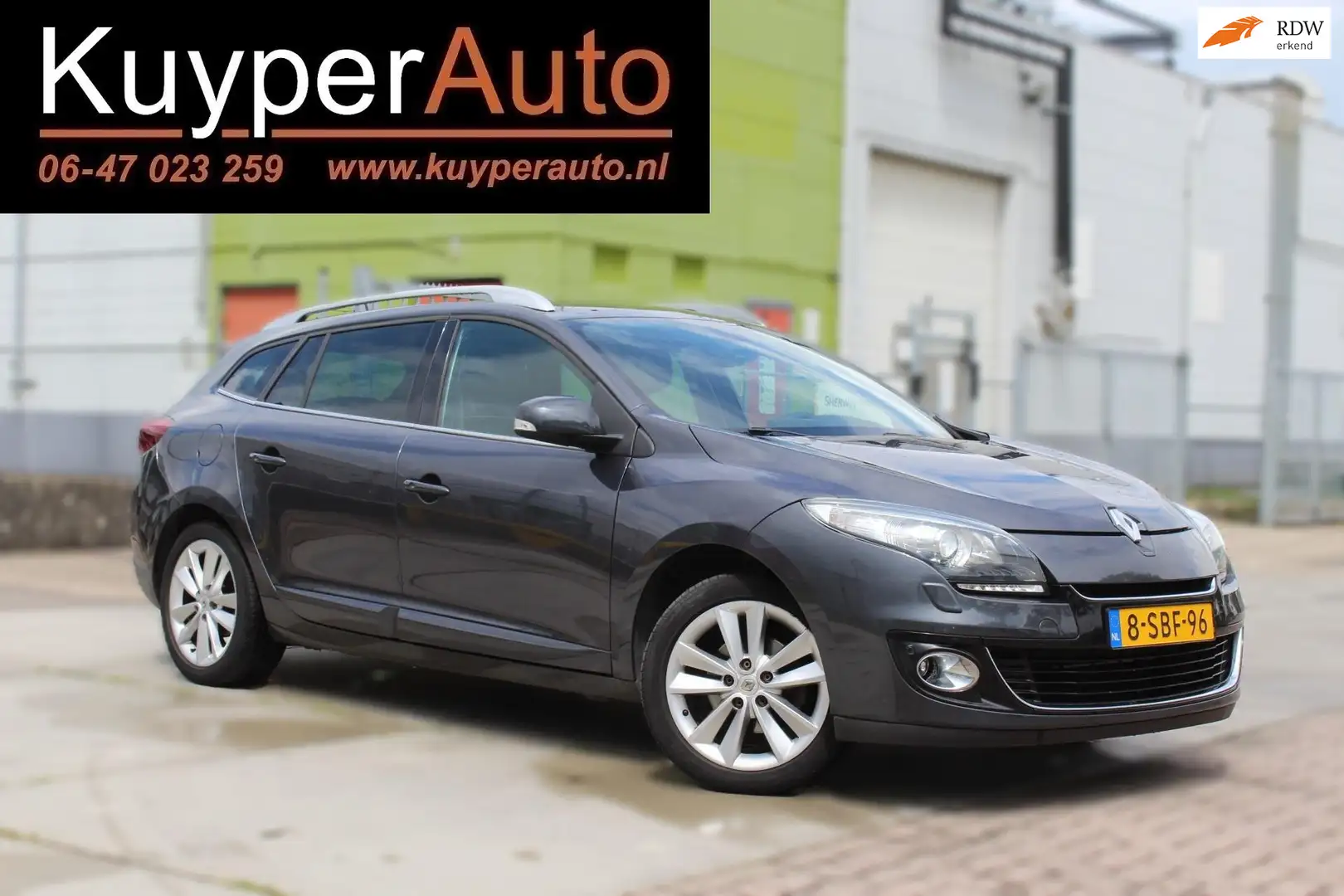 Renault Megane Estate 1.4 TCe BOSE PANO TREKHAAK CLIMA SENSOREN M Zwart - 1