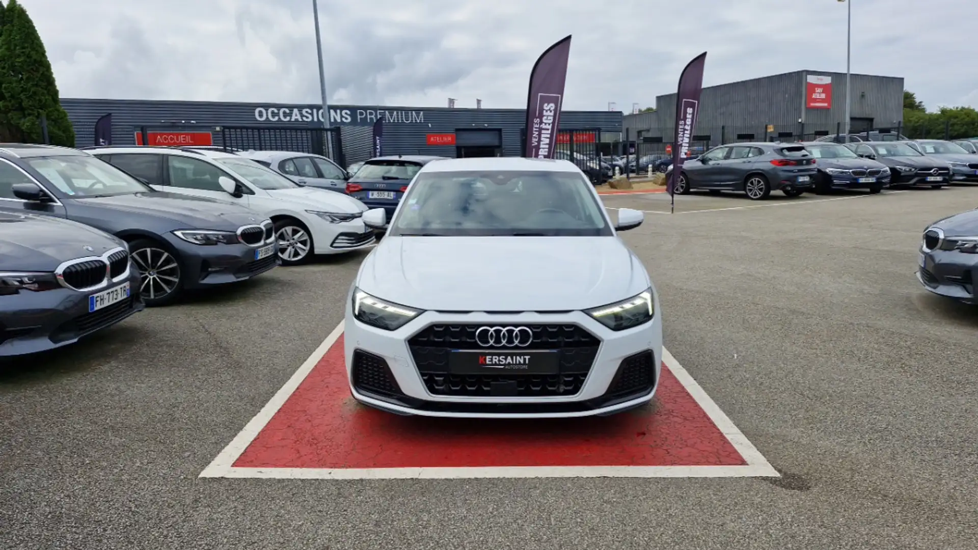 Audi A1 35 TFSI 150 CH S tronic 7 DESIGN LUXE Blanc - 2