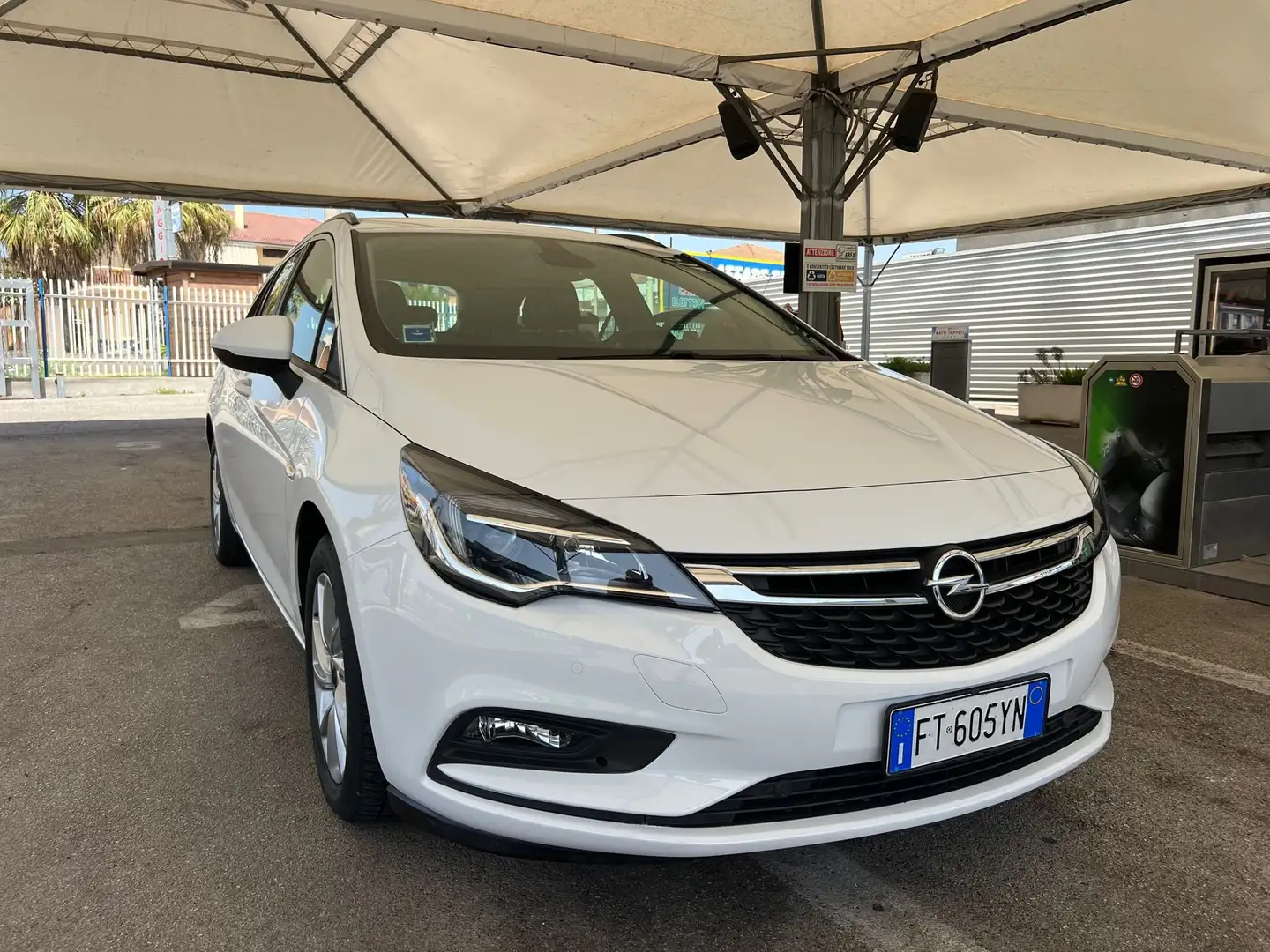 Opel Astra Astra Sports Tourer 1.6 cdti Innovation s Bianco - 2