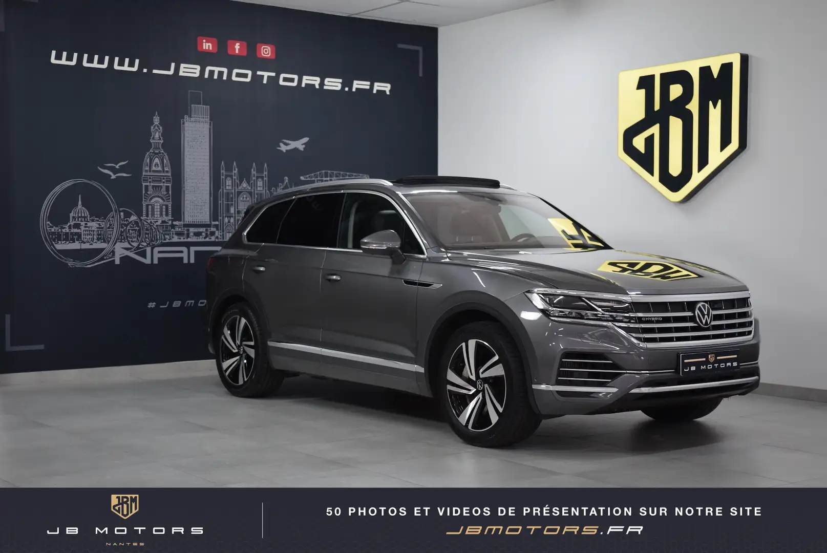 Volkswagen Touareg 3.0 TSI eHybrid 381ch Tiptronic 8 4Motion Elegance Gris - 1