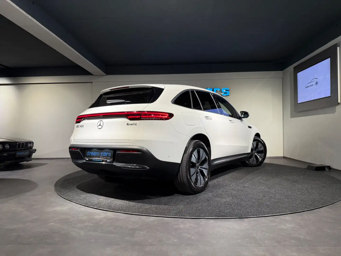 Mercedes-Benz EQC 400 4MATIC 80kWh Aut. Білий - 2