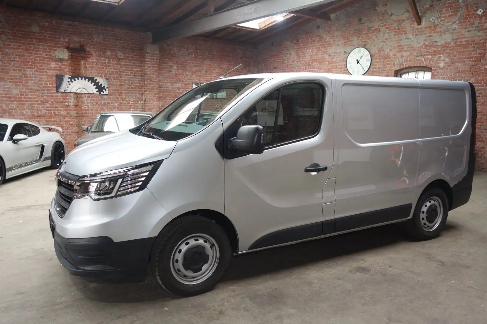 Renault Trafic Kasten L1 H1 Sortimo AHK Kamera Tüv Neu Silber - 1