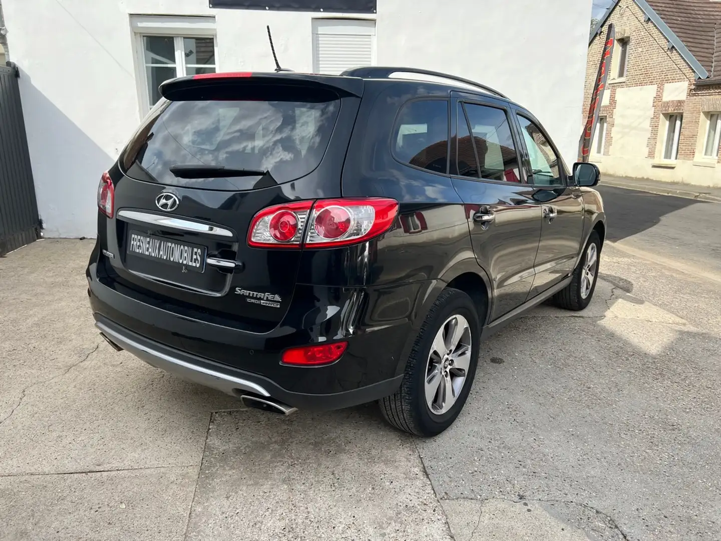 Hyundai SANTA FE III 2.2 CRDI 197 4WD PACK PREMIUM LIMITED 7PL A SAISIR Gris - 2