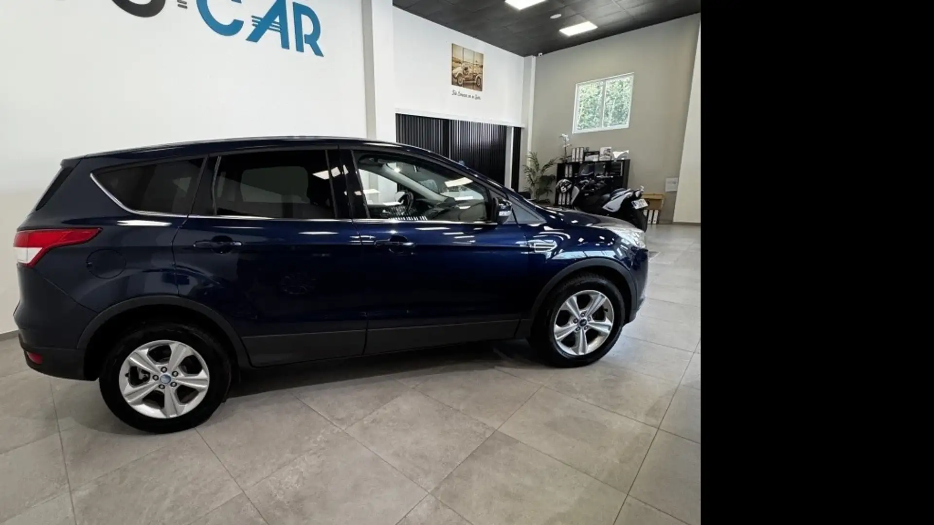Ford Kuga 2.0TDCi Titanium S 4x4 140 Azul - 2
