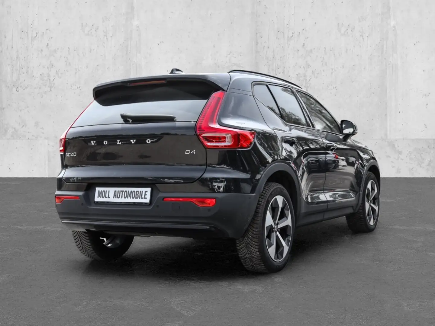 Volvo XC40 Plus Dark 2WD B4 EU6d digitales Cockpit Memory Sit Schwarz - 2