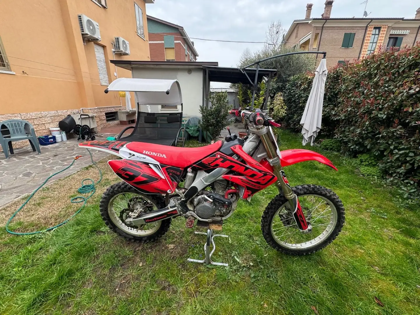 Honda CRF 250 Roşu - 2