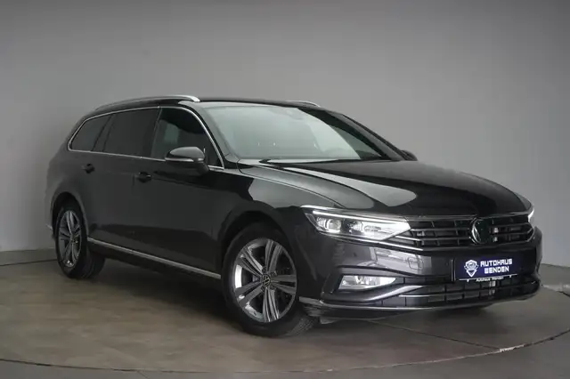 Volkswagen Passat main image