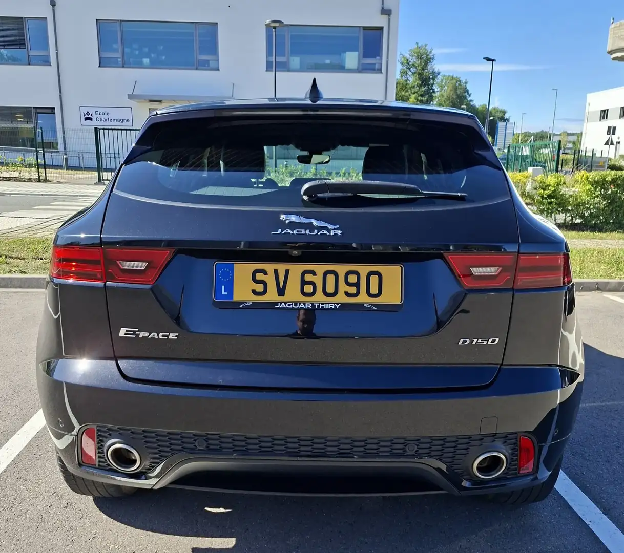 Jaguar E-Pace E-Pace D150 R-Dynamic SE Noir - 2