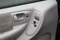 Chrysler Voyager 3.3i V6 SE Luxe 2005 NAP | 7 Persoons | Climate co Blau - thumbnail 6