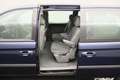 Chrysler Voyager 3.3i V6 SE Luxe 2005 NAP | 7 Persoons | Climate co Blau - thumbnail 18