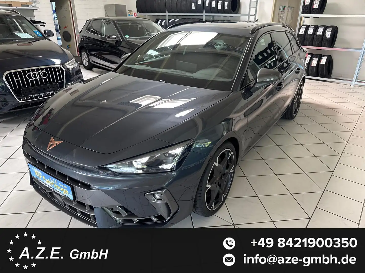 CUPRA Leon VZ 2.0 TSI DSG 4x4 *NAVI*LED*EL.KLAPPE*AHK*PANO... Grau - 1