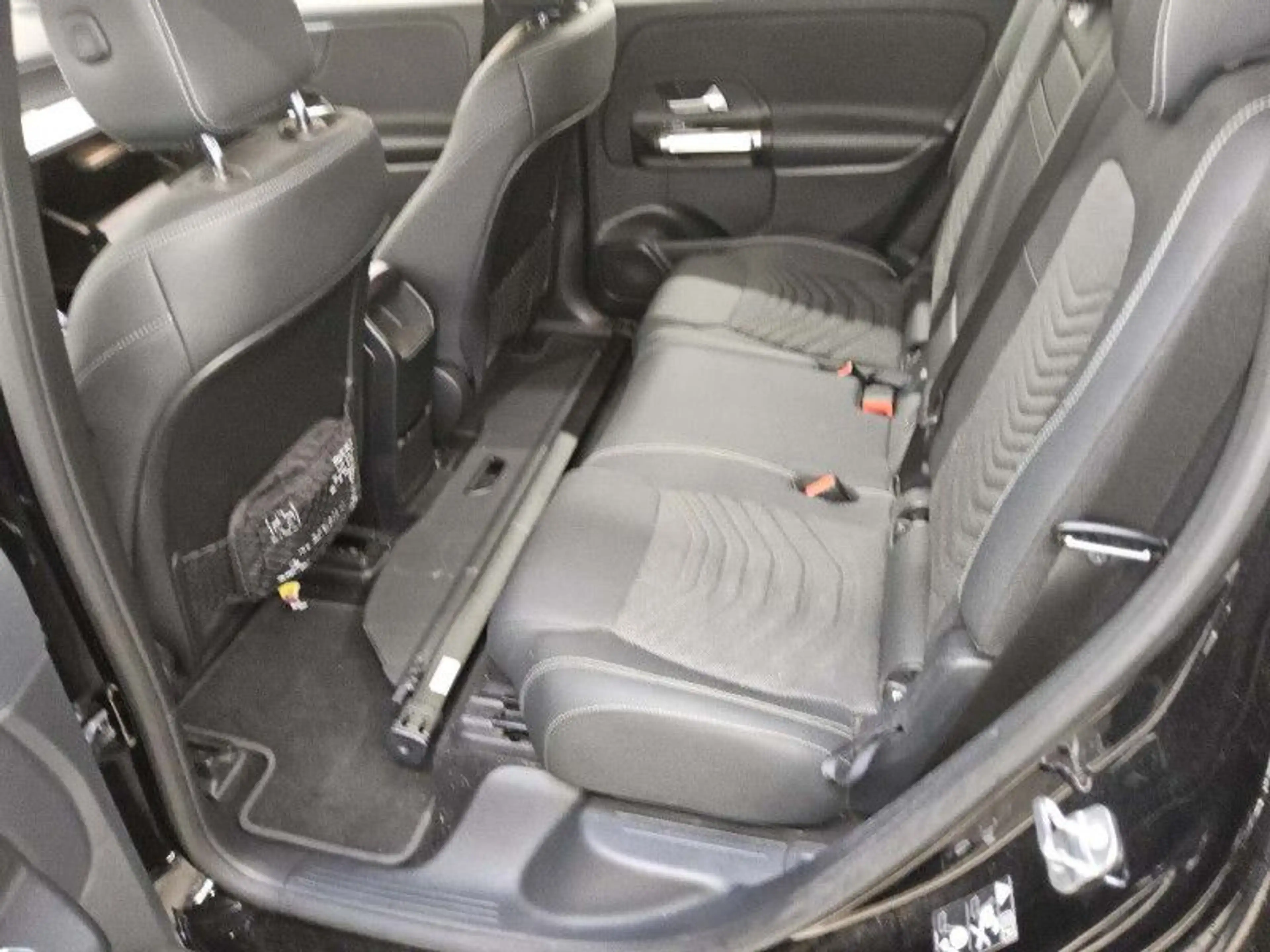 Mercedes-Benz EQB 250 EQB 250 (243.602) — photo 6