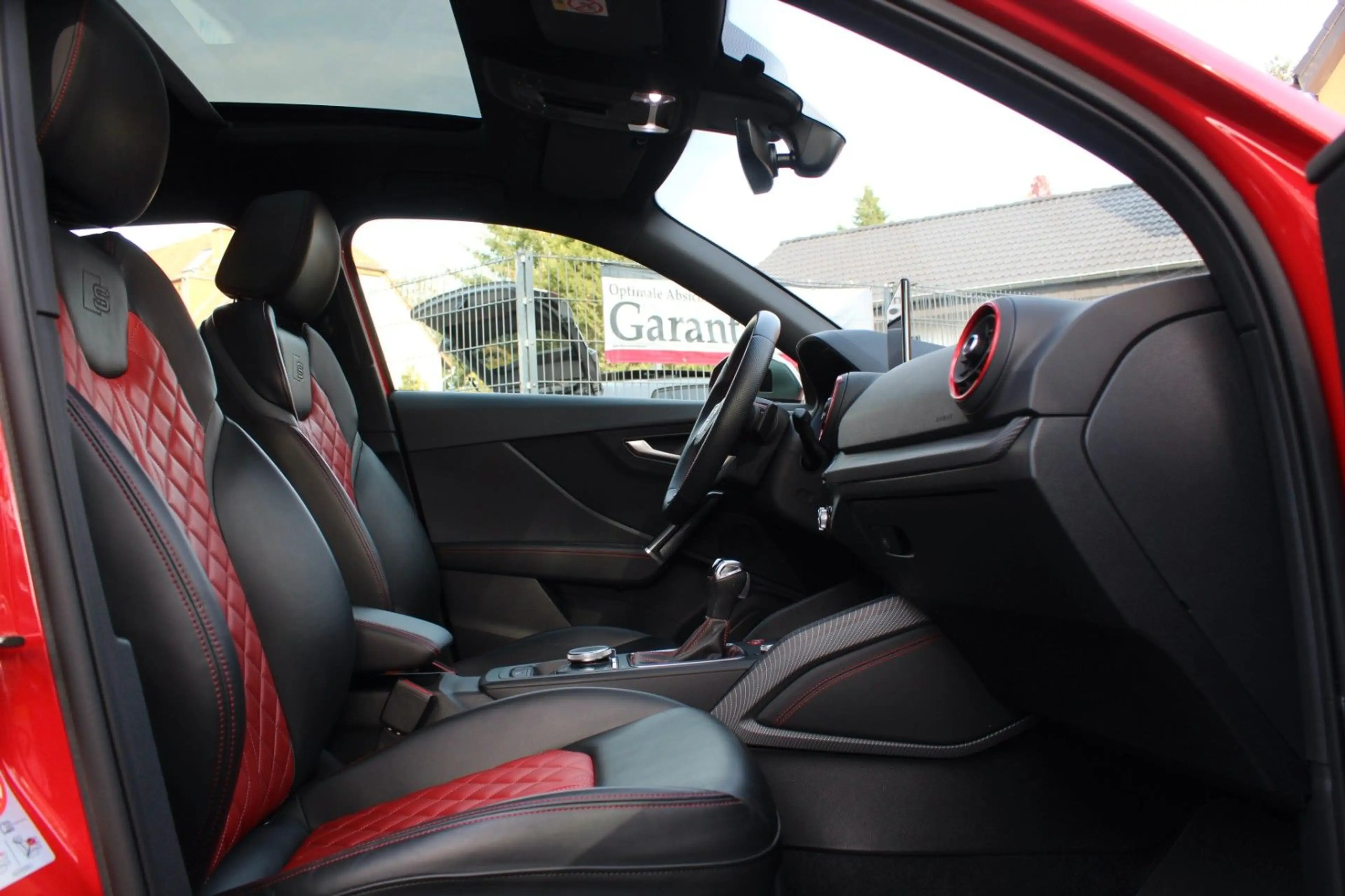 Audi SQ2 qu 1.Hand VoLL! NAPPA RAUTE ACC B&O KAM PANO — photo 7