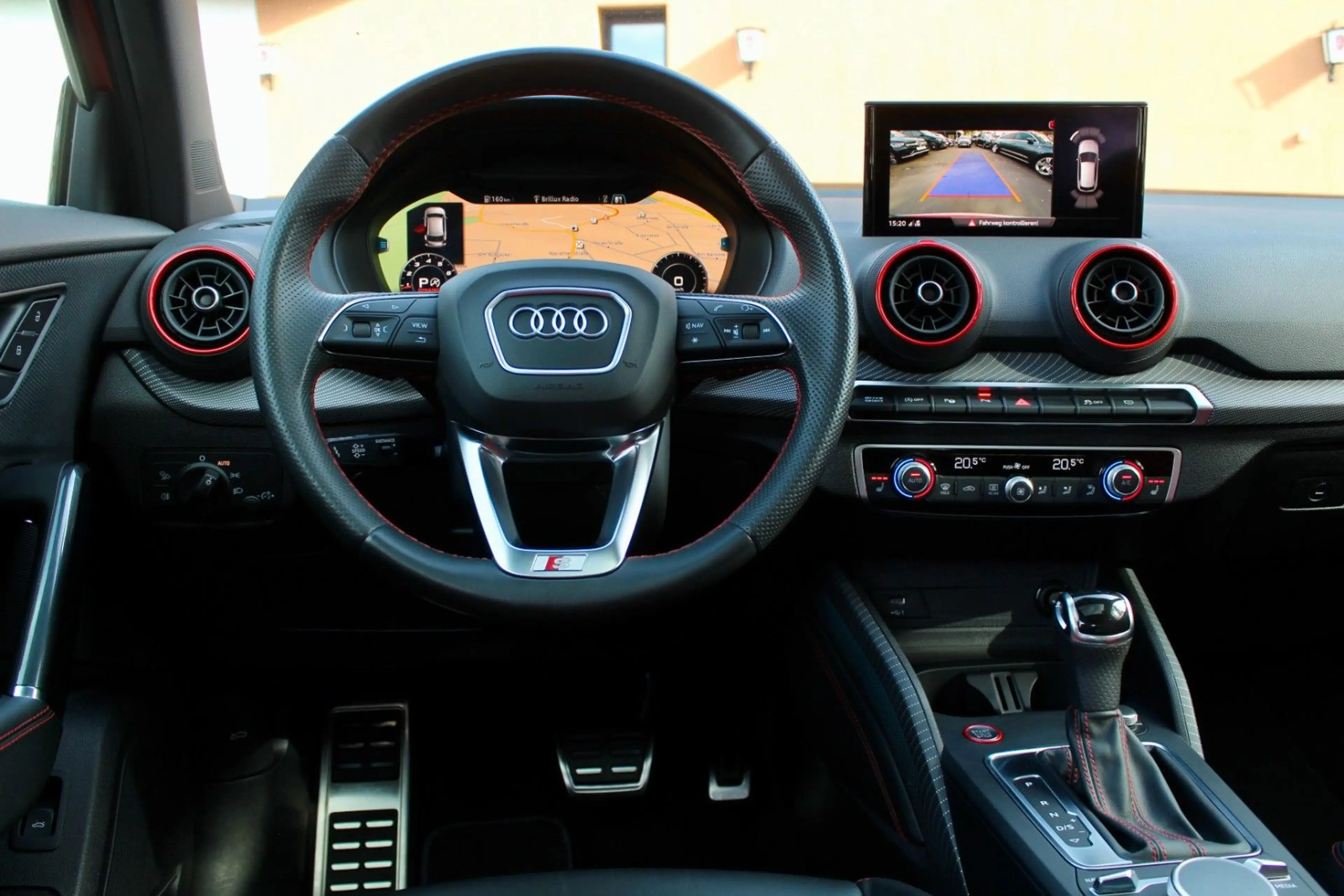 Audi SQ2 qu 1.Hand VoLL! NAPPA RAUTE ACC B&O KAM PANO — photo 5