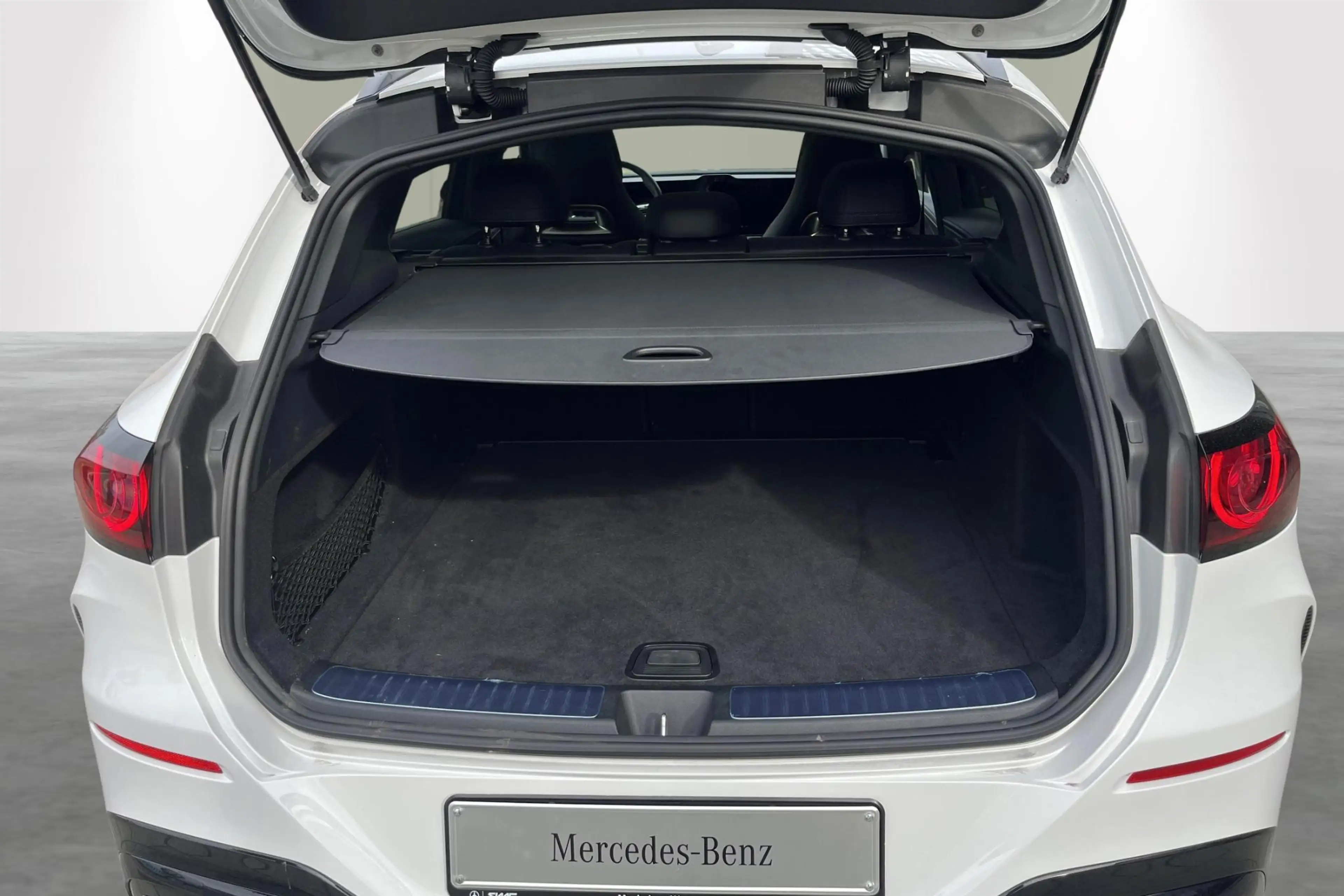 Mercedes-Benz GLC 400 SUV EQ 4MATIC — photo 10