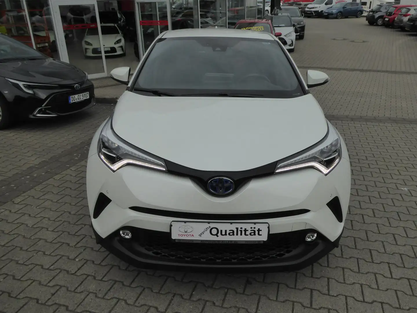 Toyota C-HR C-HR Hybrid 4x2 Team-D + Navi Weiß - 1