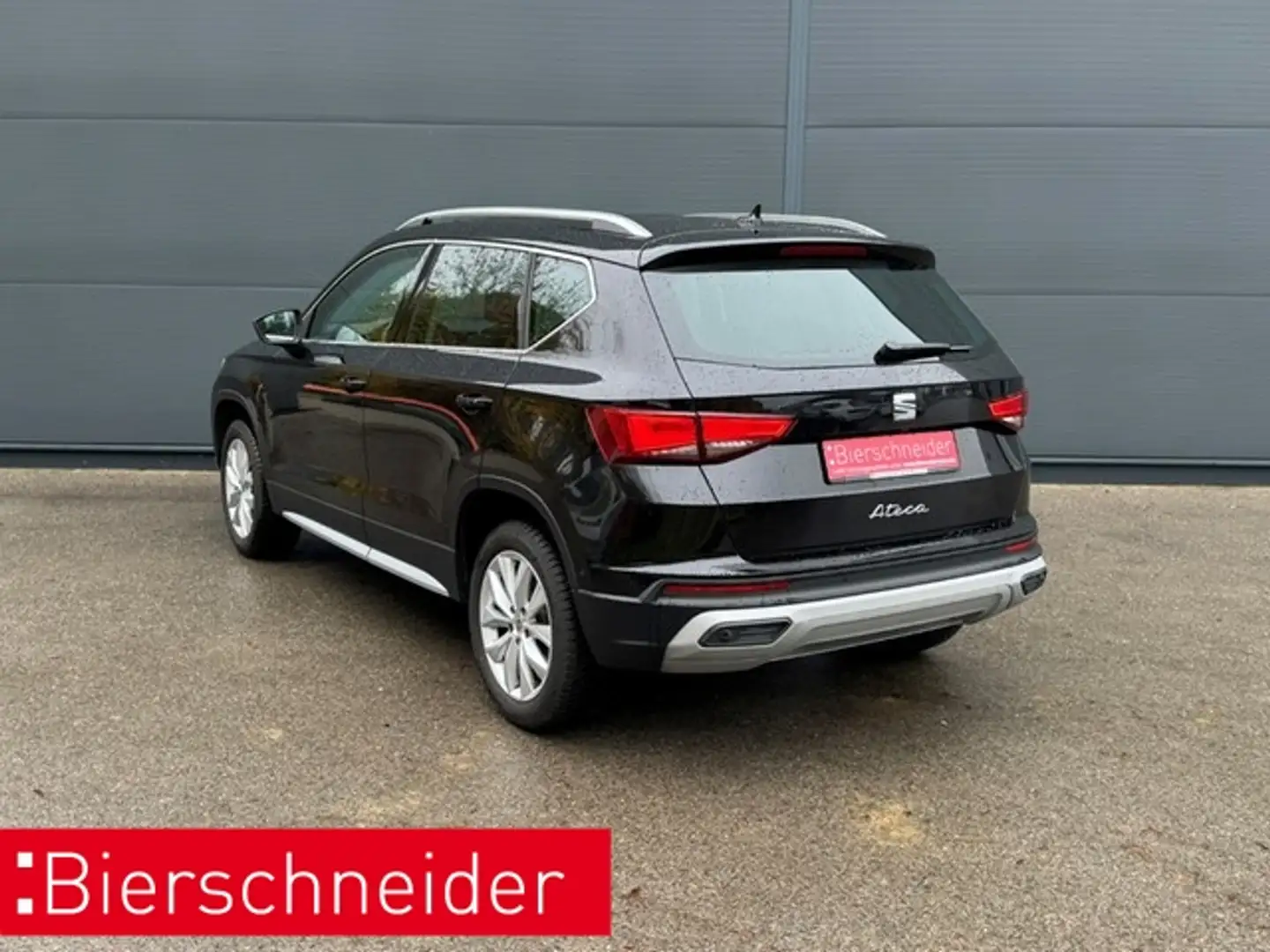 SEAT Ateca 1.5 TSI DSG Xperience AHK Fahrass. XL eHECK Schwarz - 2