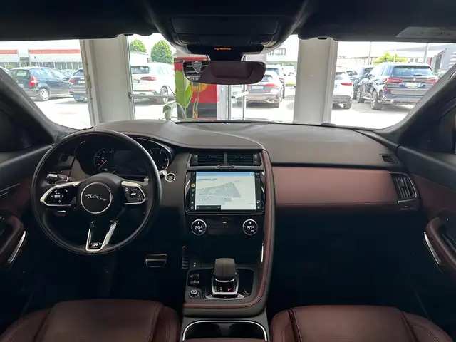 Jaguar E-Pace view 8