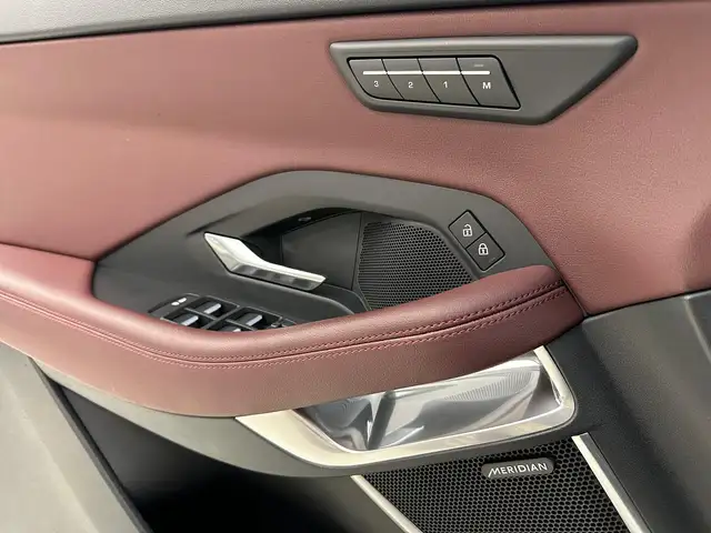 Jaguar E-Pace view 12