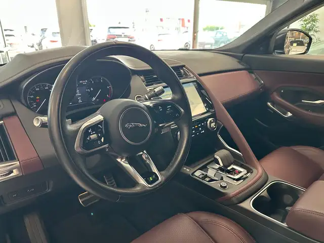 Jaguar E-Pace view 7