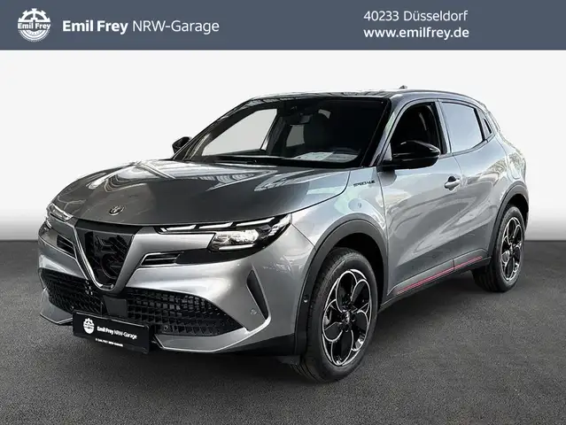 Alfa Romeo Junior 1.2 VGT Ibrida Speciale