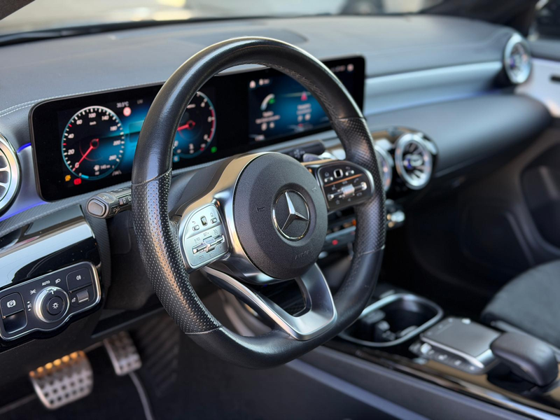 Mercedes-Benz CLA 200 CLA 200d Shooting Brake Edition AMG*KAMERA* — photo 11