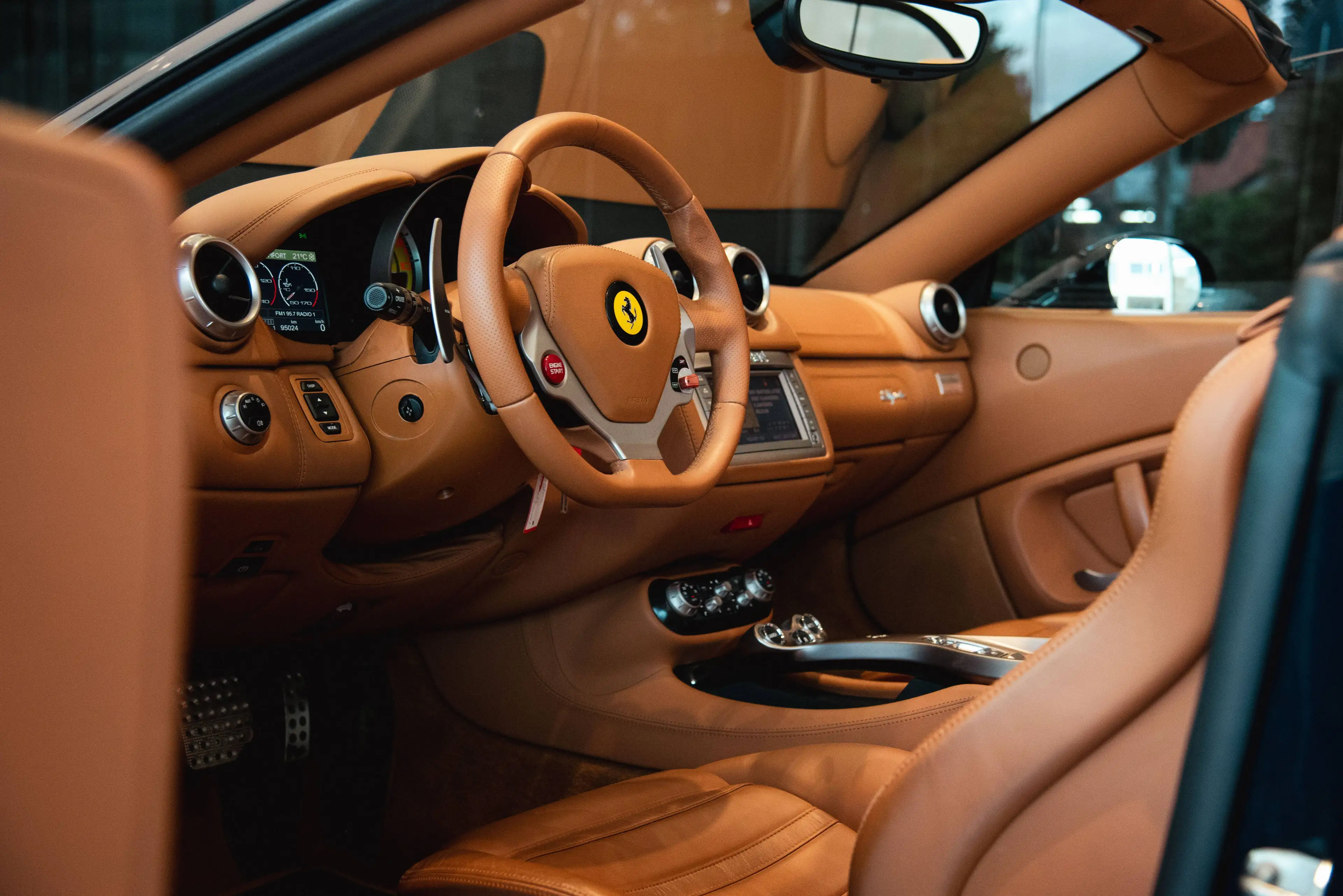 Ferrari California Full Official Ferrari History at MONZA NV — photo 12