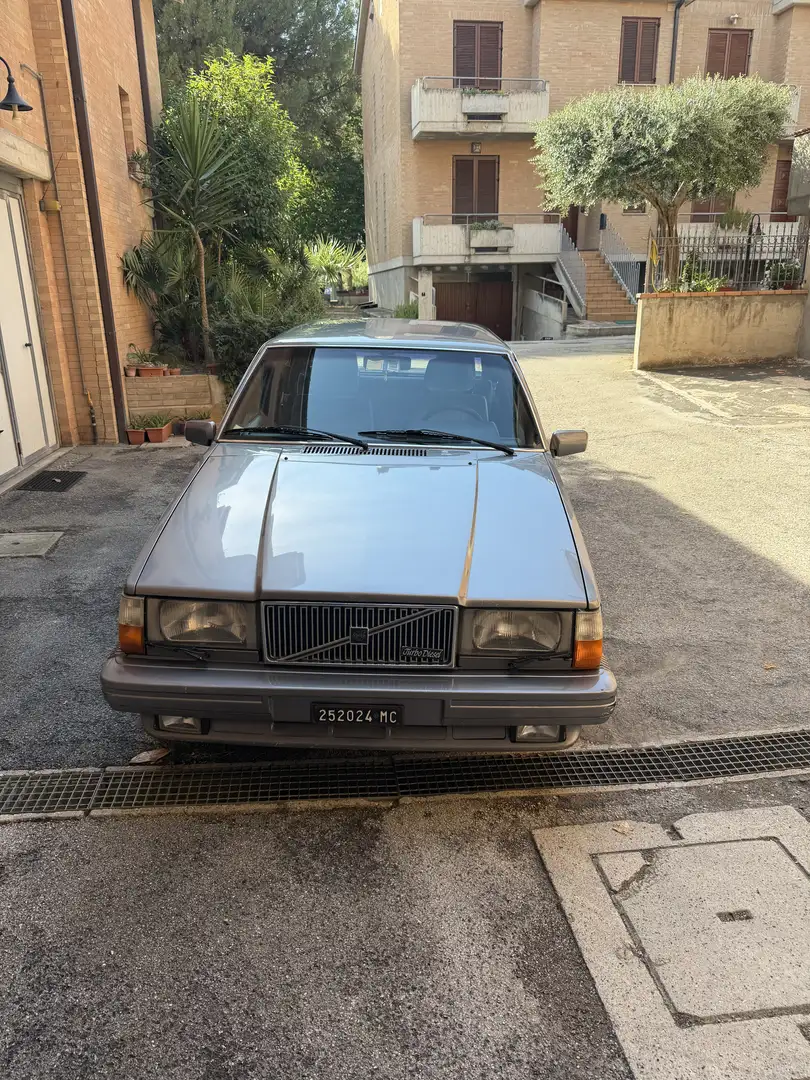 Volvo 760 2.4 td GLE - 2