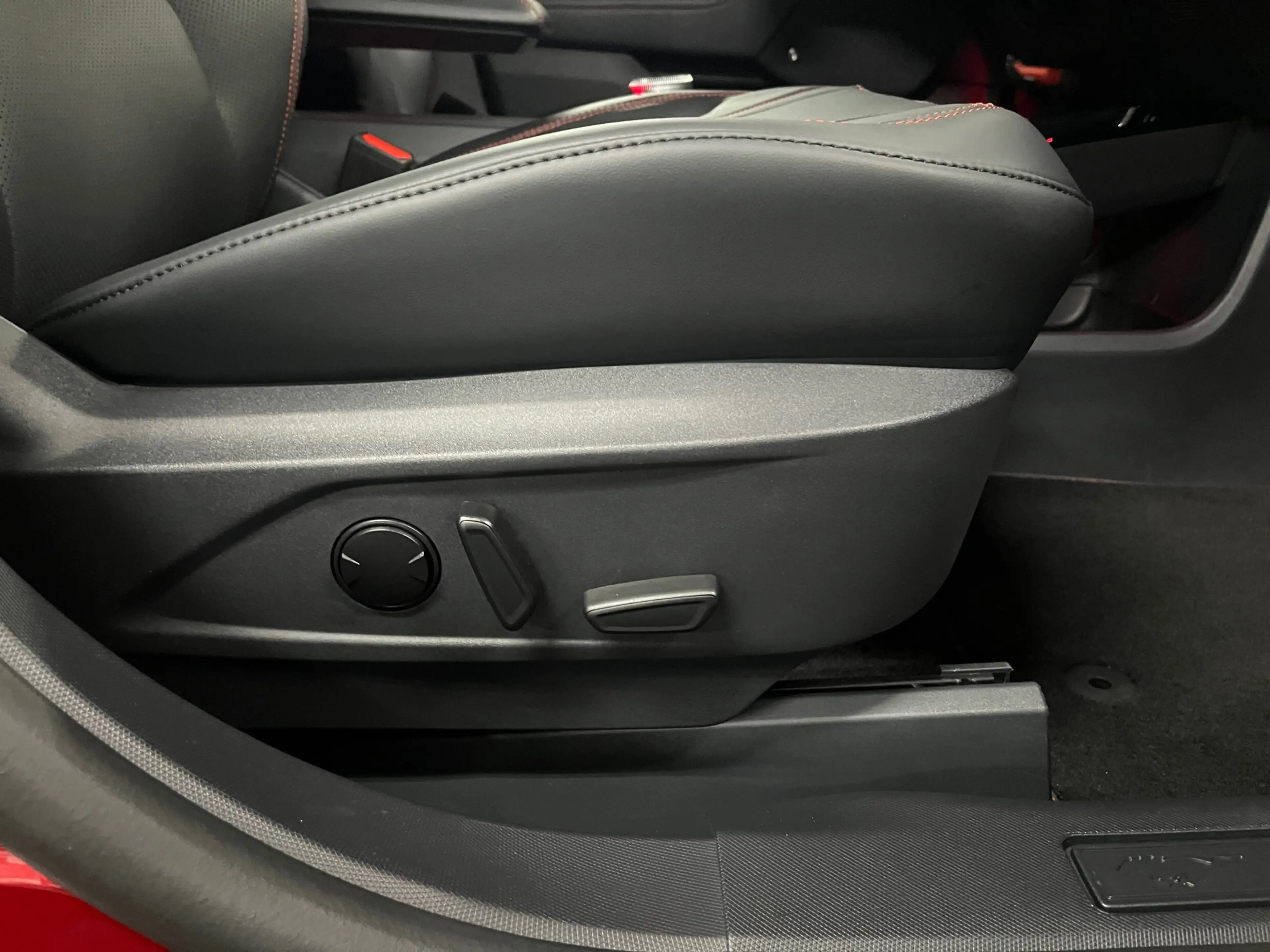 Ford Mustang Mach-E Extended Premium RWD 91 kWh / NL auto / Eerste eig — photo 13