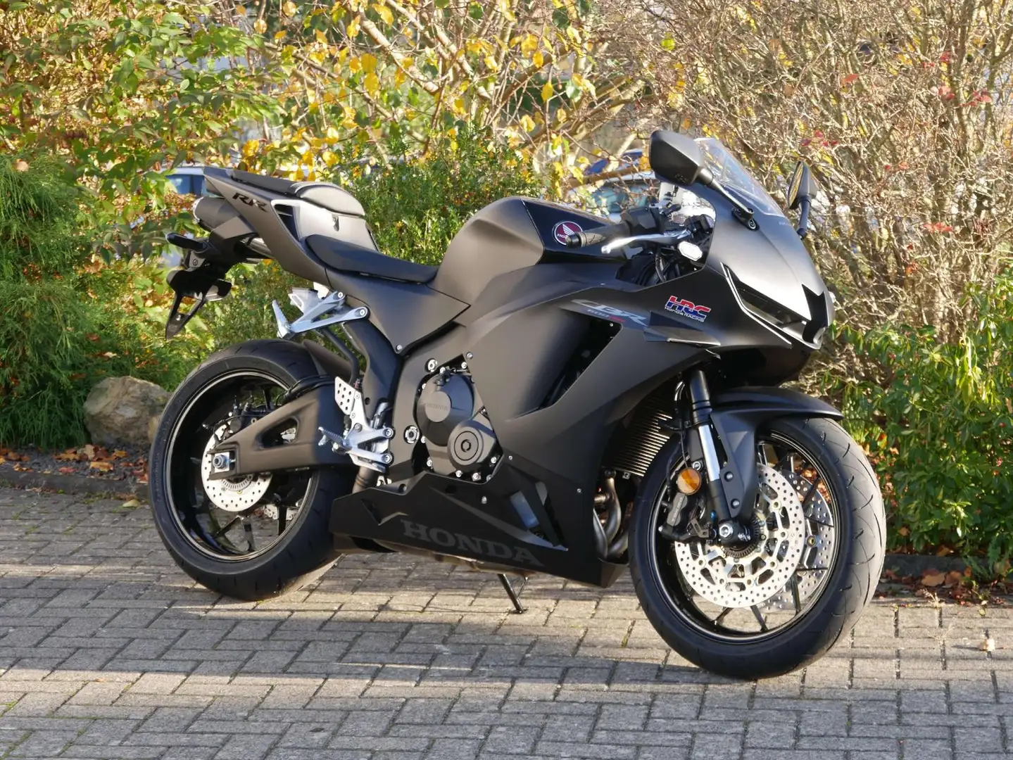 Honda CBR 600 RR Neufahrzeug 2025 Noir - 1