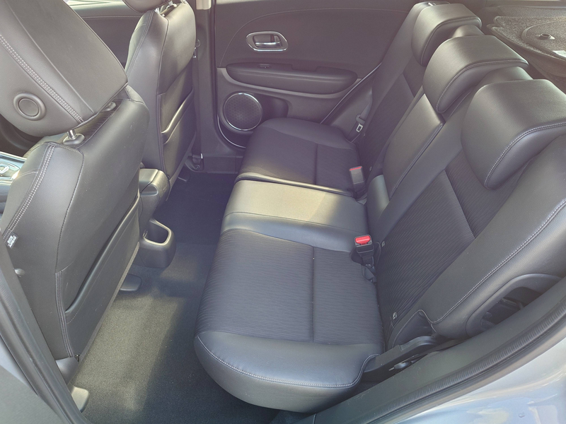 Honda HR-V HR-V 1.5i-VTEC Executive AUTOMATIQUE — photo 9