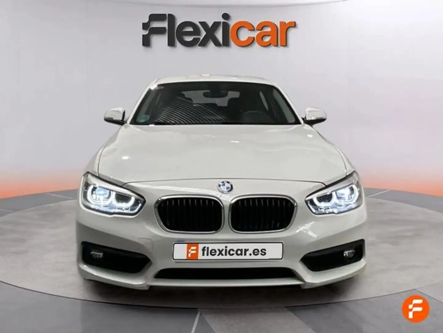 BMW 116 116d Blanc - 2