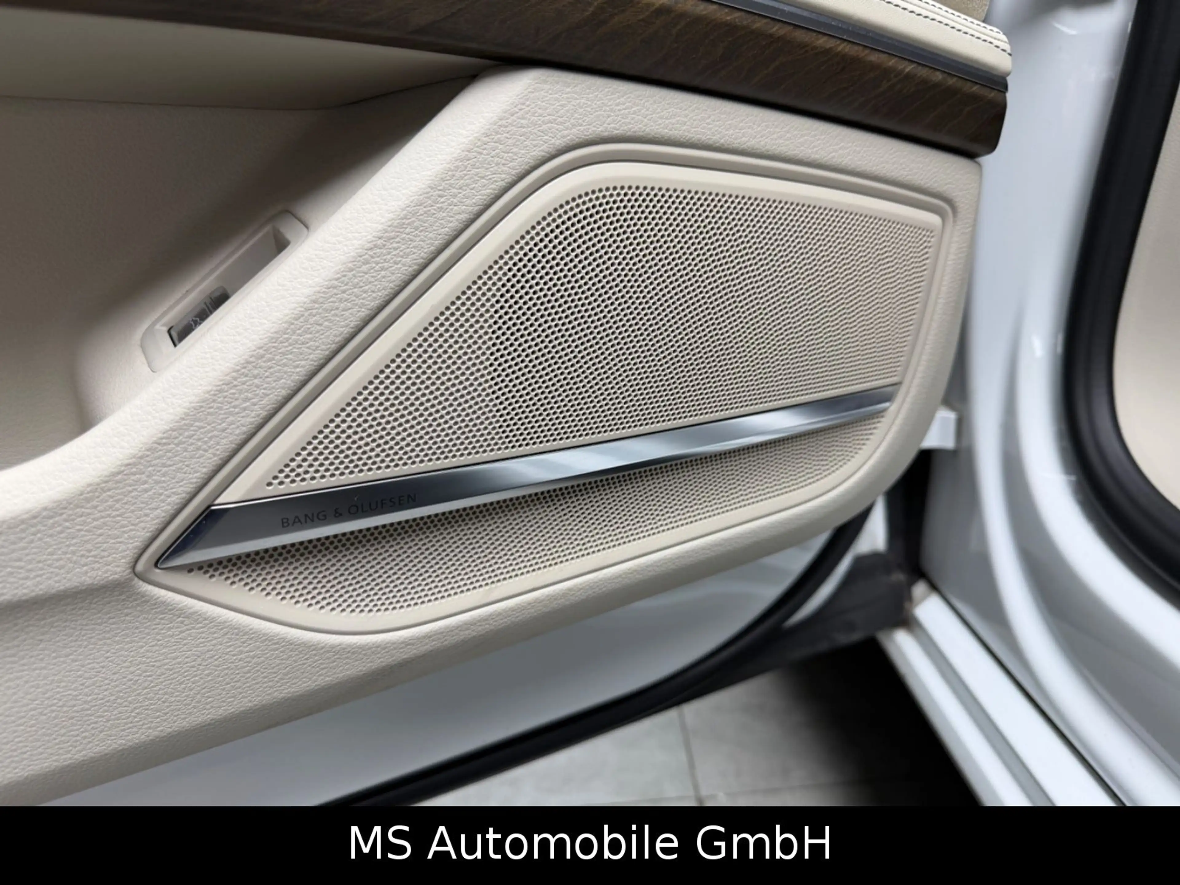 Audi A8 50 TDI L quattro/ PANO/LASER/B&O/HUD/360° — photo 12