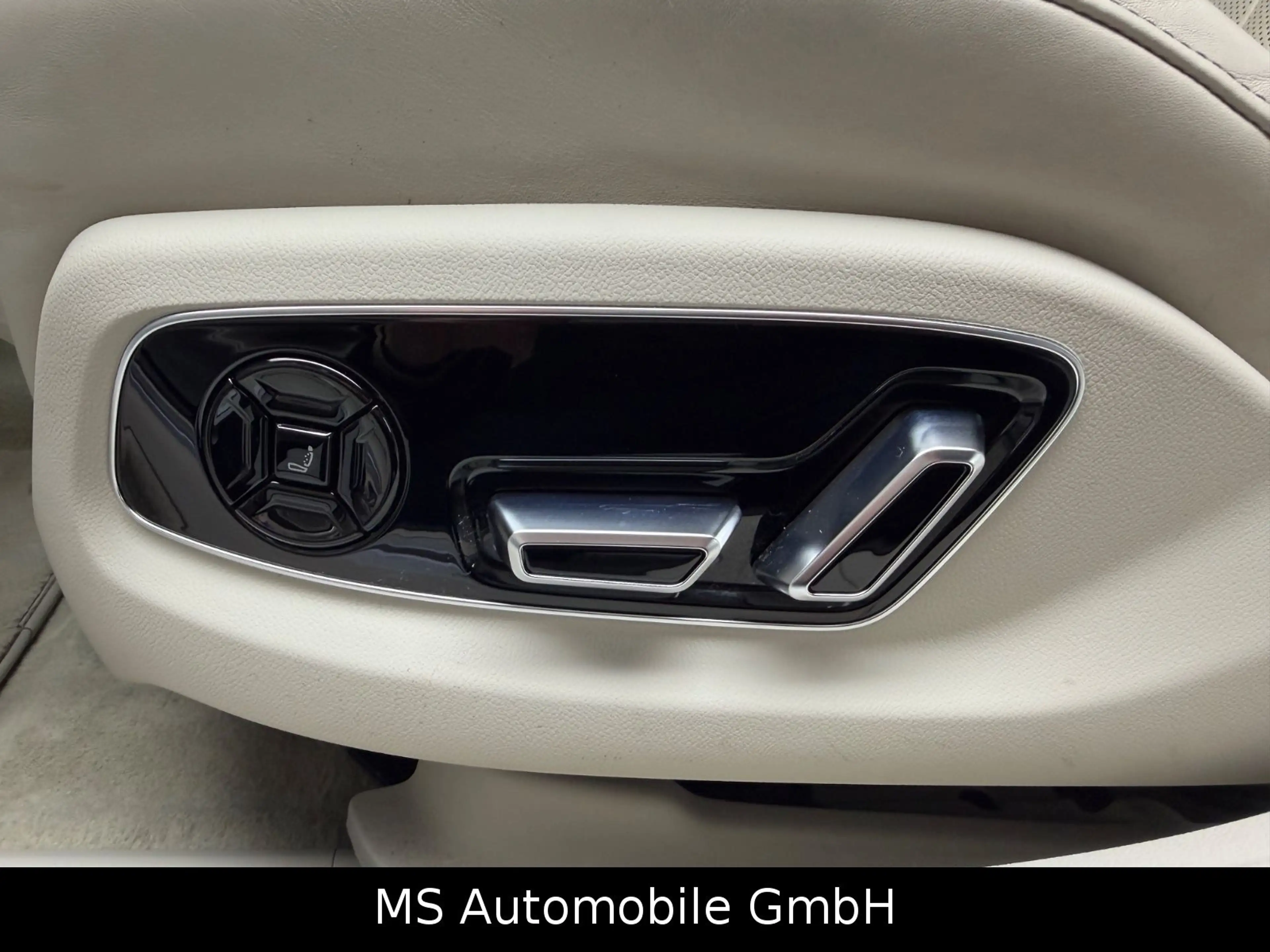 Audi A8 50 TDI L quattro/ PANO/LASER/B&O/HUD/360° — photo 13