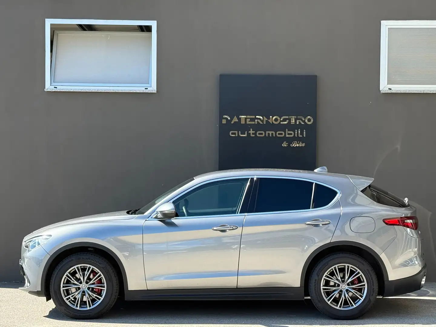 Alfa Romeo Stelvio 2.2 t Executive Q4 210cv auto Pelle iva esposta Grijs - 2