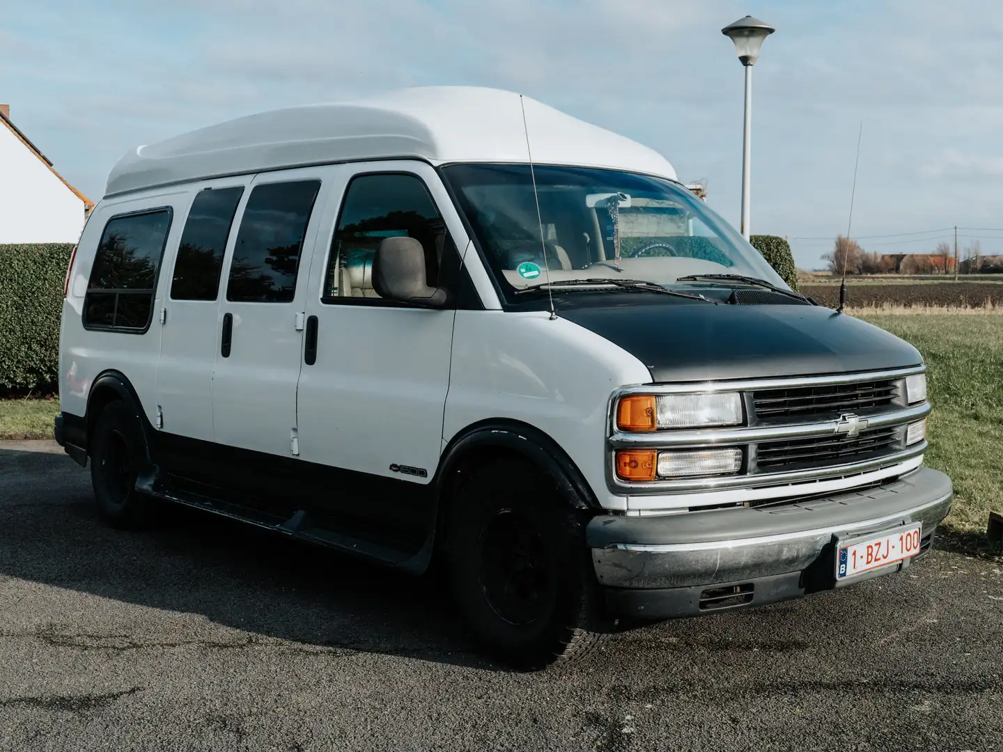 Chevrolet Express Chevy Van Explorer Bílá - 1