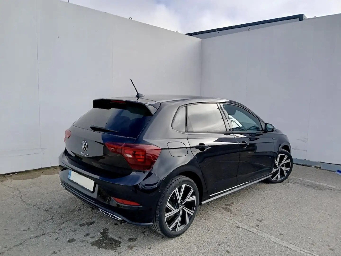 Volkswagen Polo 1.0 TSI R-Line DSG 81kW Schwarz - 2