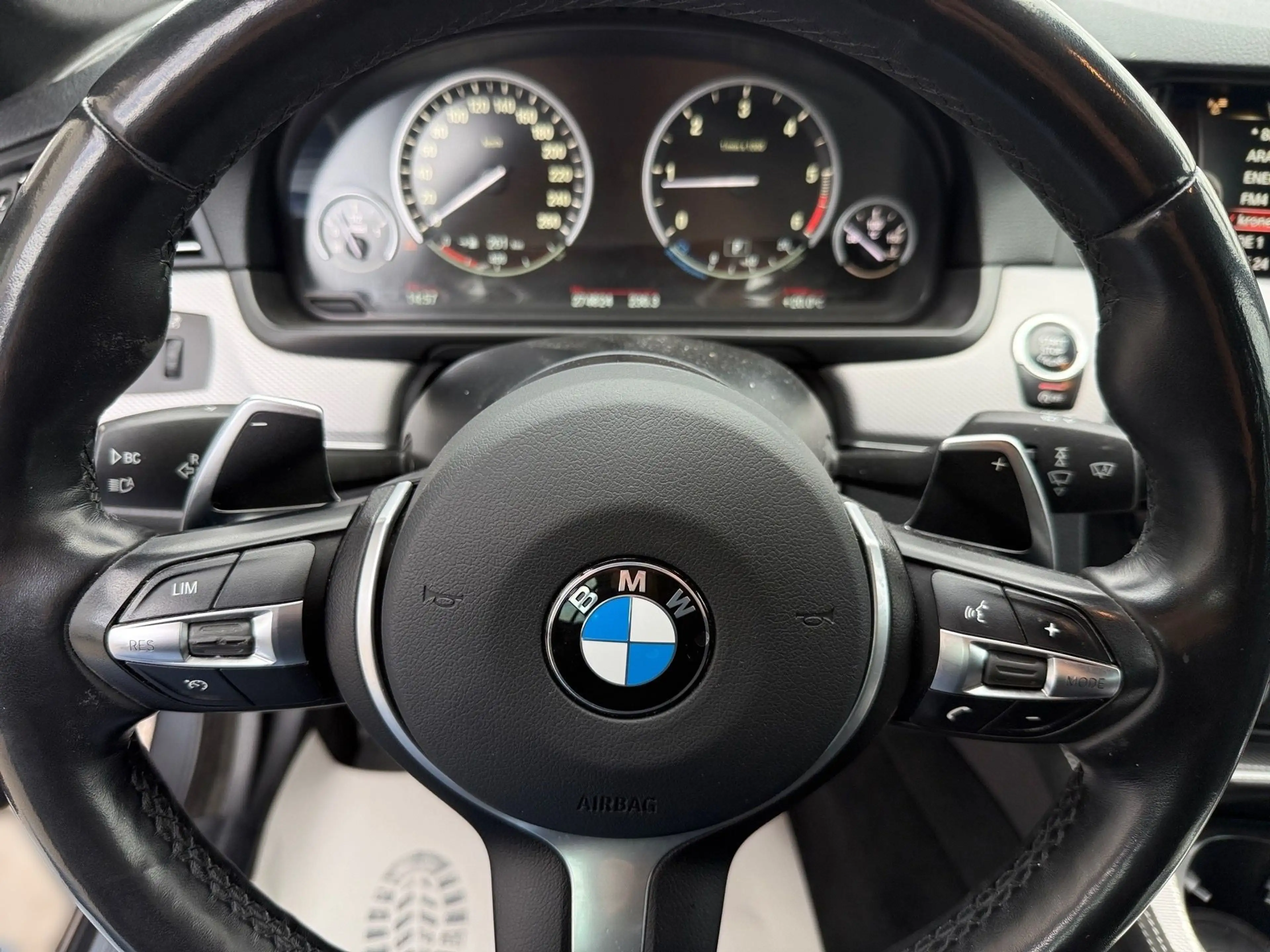 BMW 520 5er-Reihe Kombi Diesel (F11 LCI)  Touring — photo 8