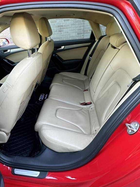 2013 Audi A4 4dr Sdn Auto quattro thumb 18