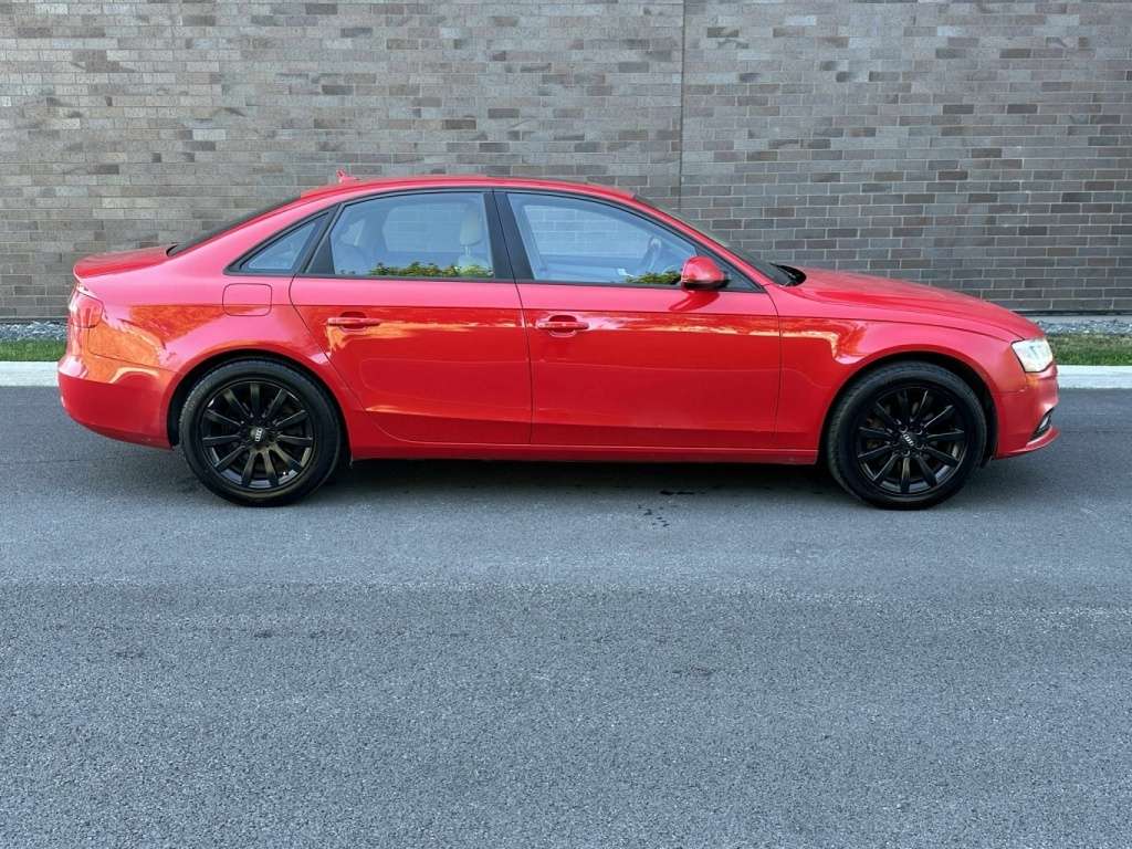 2013 Audi A4 4dr Sdn Auto quattro thumb 7