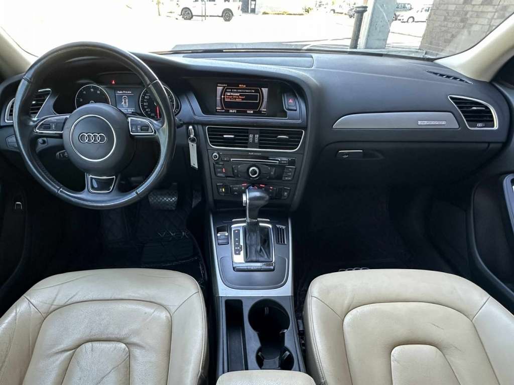 2013 Audi A4 4dr Sdn Auto quattro thumb 16