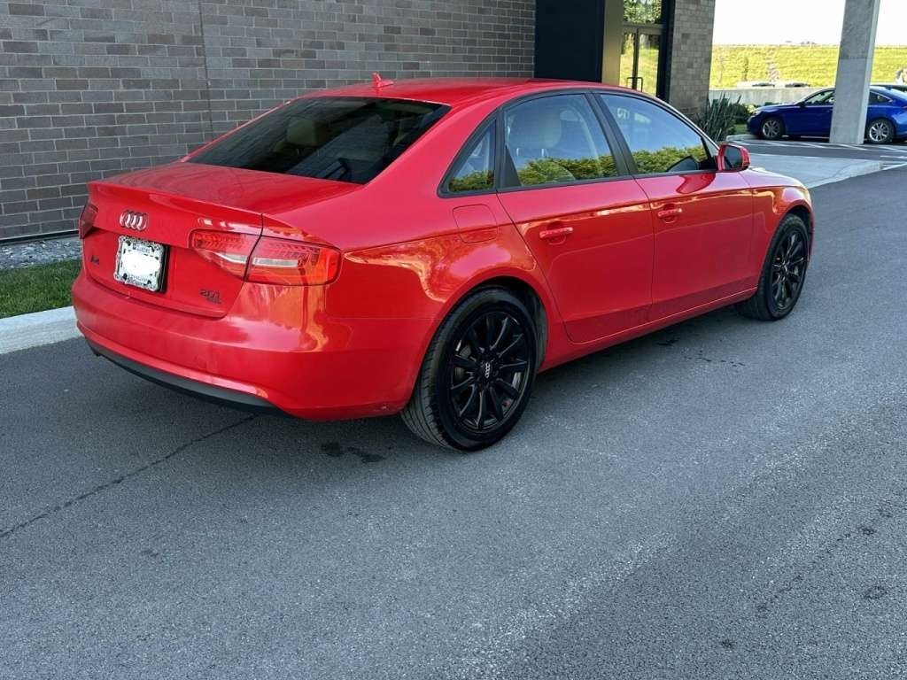 2013 Audi A4 4dr Sdn Auto quattro thumb 6