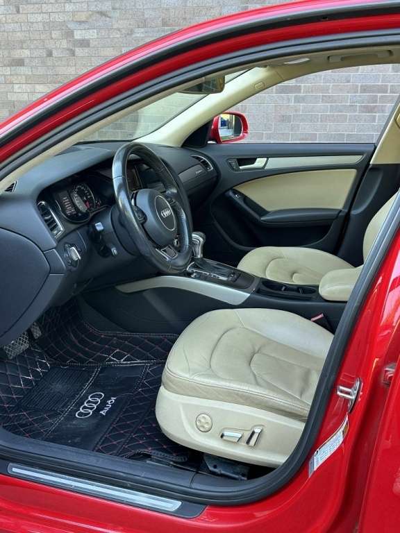 2013 Audi A4 4dr Sdn Auto quattro thumb 10