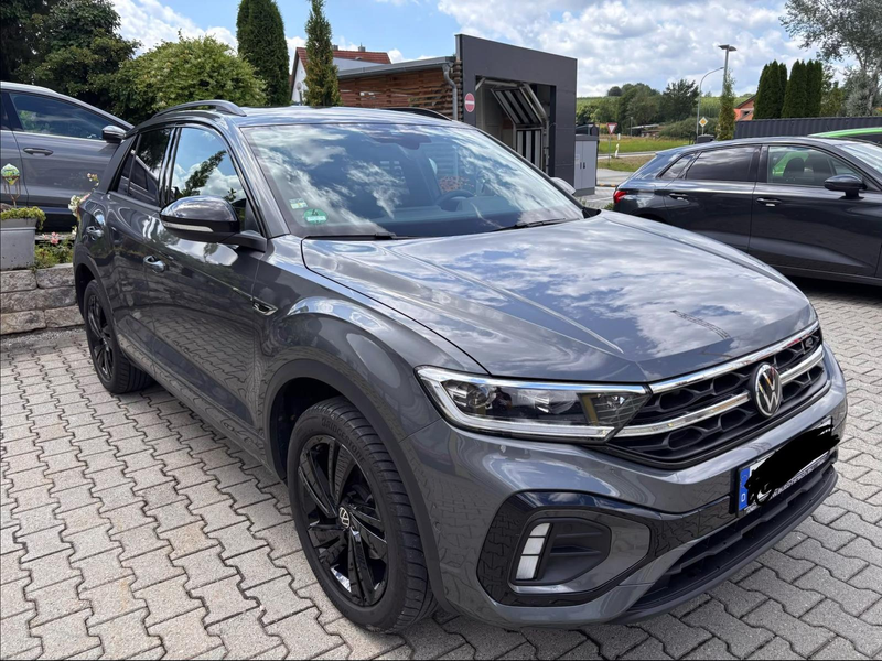 Volkswagen T-Roc R-Line DSG, AHK, RFK, SHZ, ACC, PLA, APP