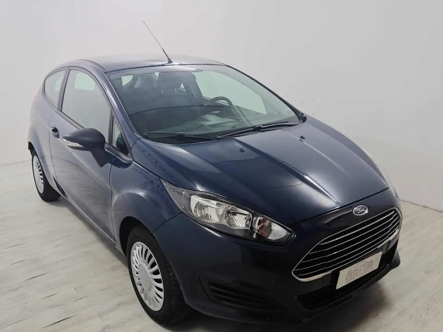 Ford Fiesta 1.2 60CV 3 porte Business Bleu - 2