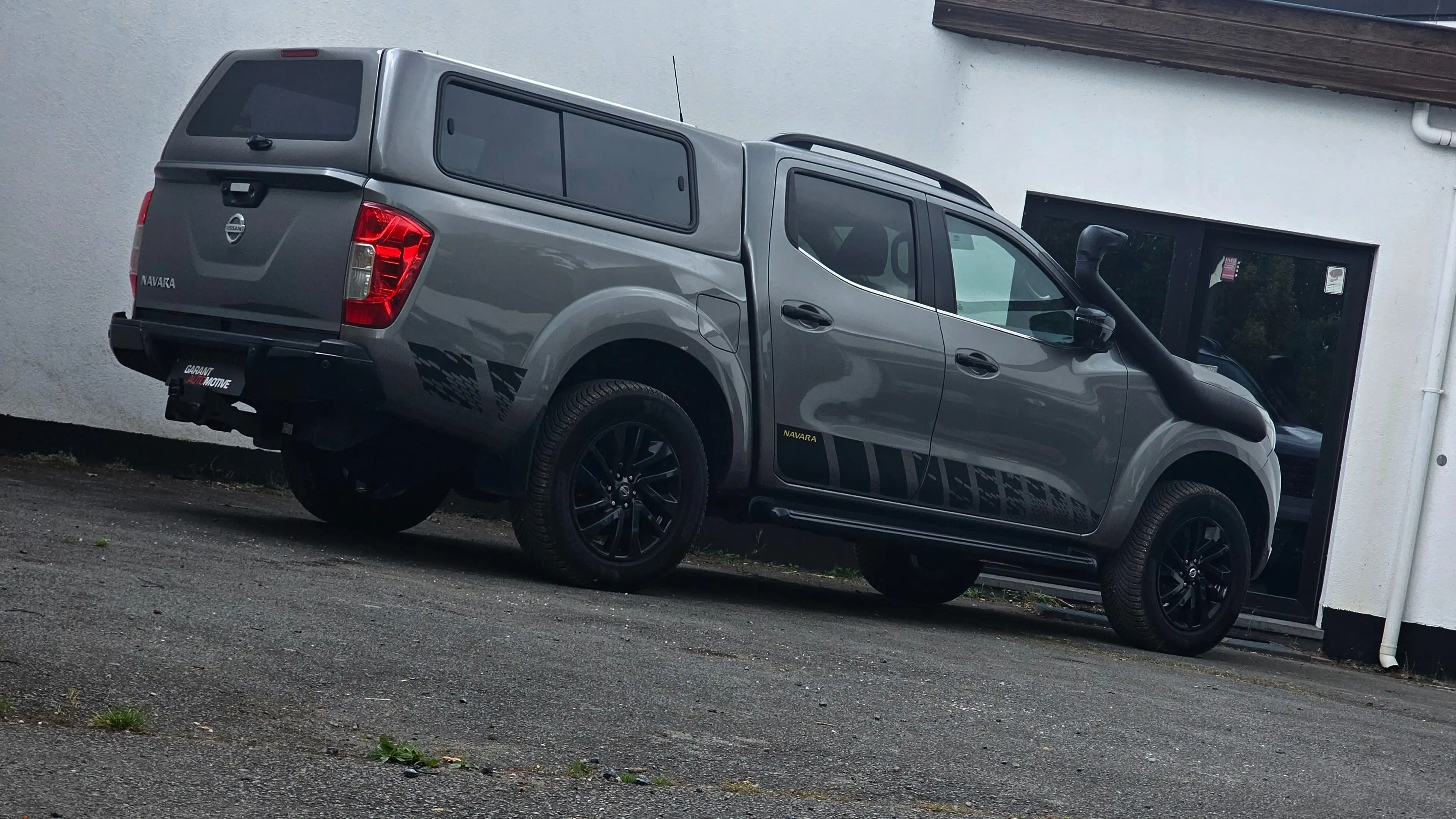Nissan Navara BLACK ED. N-GUARD *OFFROAD PACK €23132 EX BTW — photo 8